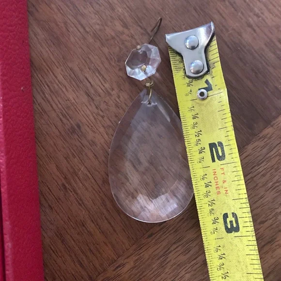 Vintage 22 Clear Crystal Teardrop Chandelier Crystals - Picture 4 of 5